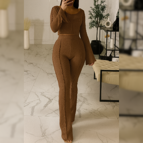 ✨ Ensemble deux pièces pour femme – Haut court à manches longues & pantalon évasé 👗👠